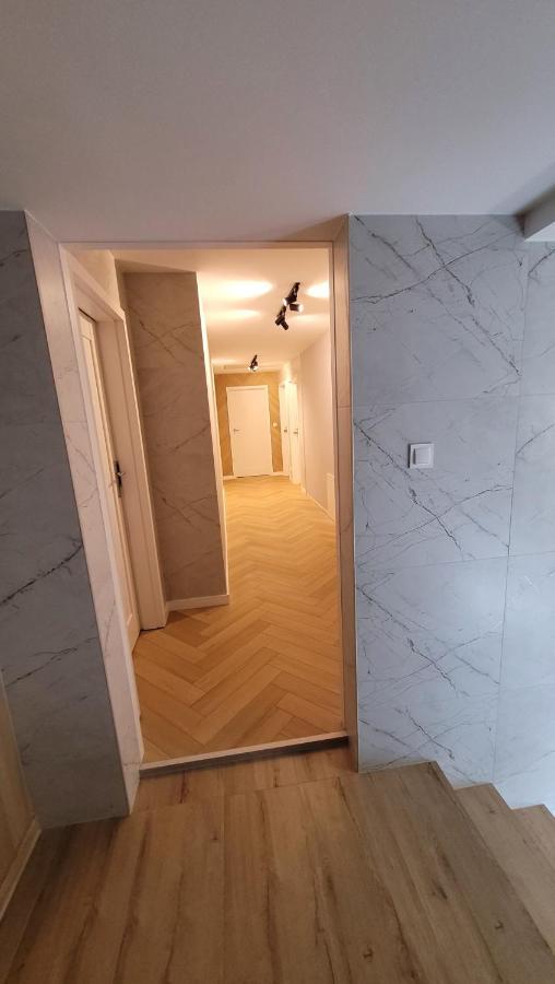 Hotel & Restauracja Wroblewscy Karniewo Bagian luar foto
